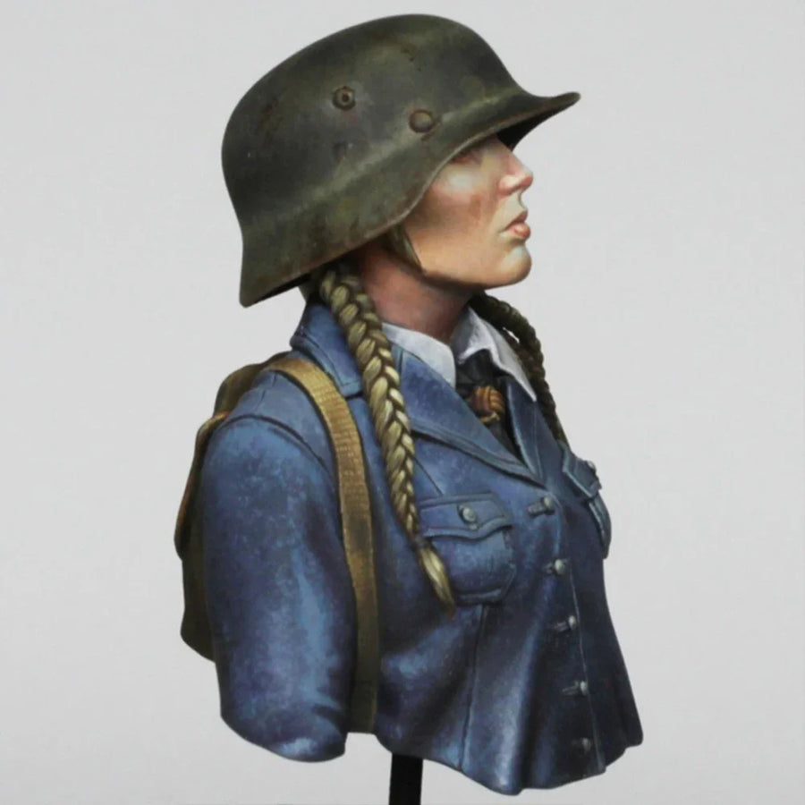 WWI German Soldier with Gas Mask 1/10 Resin Bust - 1/10 resin model view 4