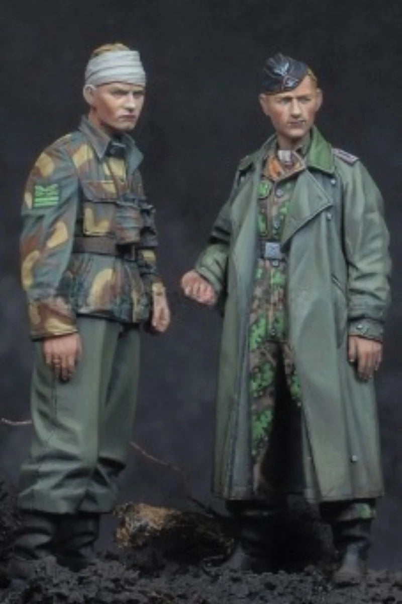 WWII German Normandy Officers 1/35 Resin Figure Set - 1/35 resin model view 2