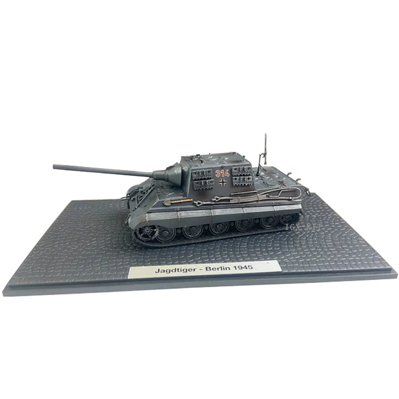 German Jagdtiger Heavy Tank Destroyer 1/72 Resin Model Kit - 1/72 resin model view 6