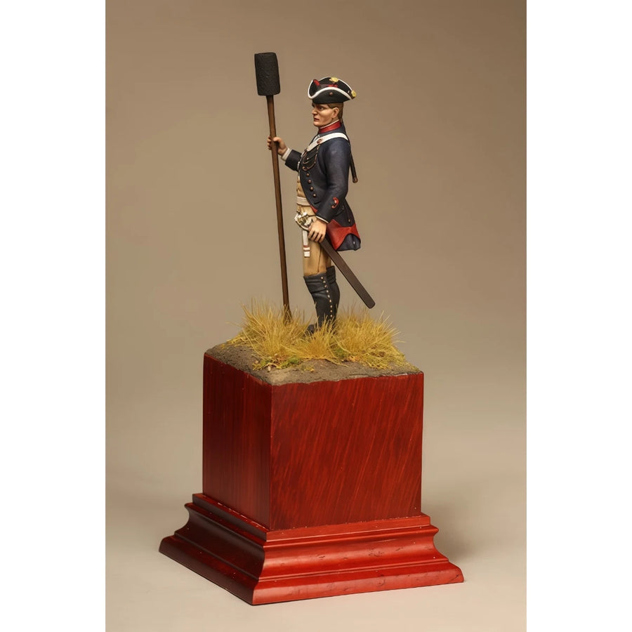 Continental Army Artillery Gunner with Rammer 54mm Resin Figure Kit - resin model view 2
