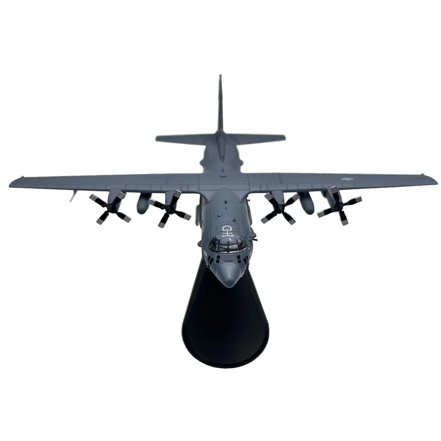 AC-130 Gunship Heavy Ground Attack Aircraft 1/200 Resin Model Kit - 1/200 resin model view 2