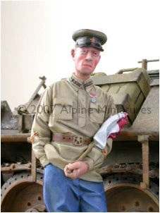WWII Soviet Tank Commander Early War 1/35 Resin Figure - 1/35 resin model view 2