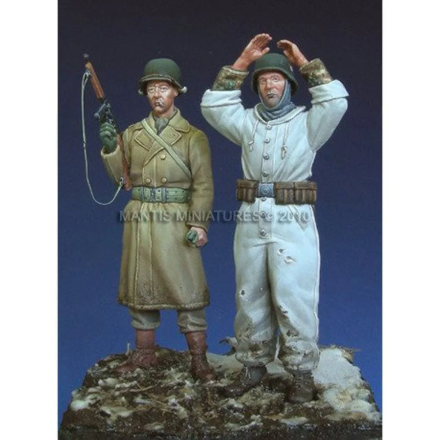 WWII US Infantry with German Prisoners 1/35 Scale Resin Figure Set - 1/35 resin model view 3