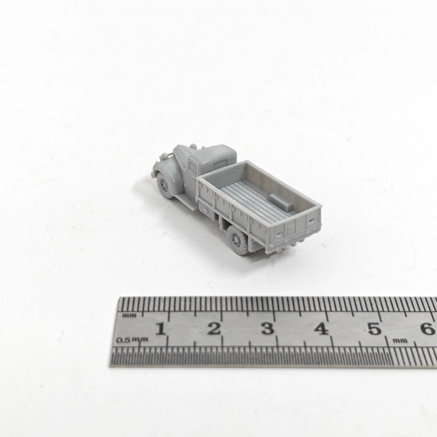 LRDG Chevrolet 30cwt Truck 1/144 Scale Resin Model Kit - 1/144 resin model view 4