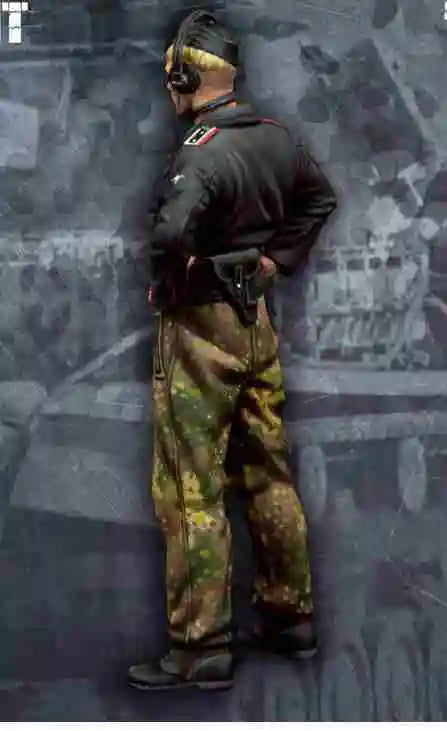 WWII German Panzer Crewman with Camo Trousers 1/35 Resin Figure Kit - resin model view 2