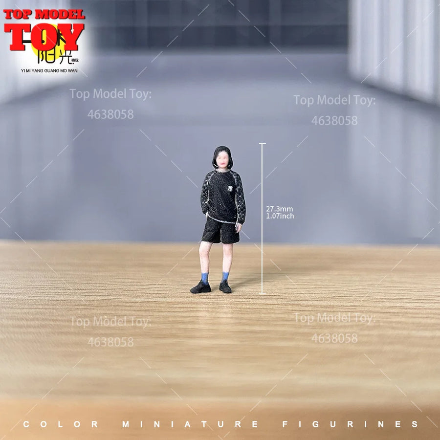 Cyberpunk Female Assassin Quilted Jacket Lace Shorts 1/64 Resin Figure Kit - resin model view 2