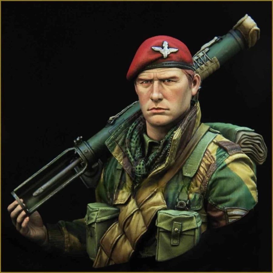 British Paratrooper PIAT Operator 1/10 Resin Bust - 1/10 resin model view 2