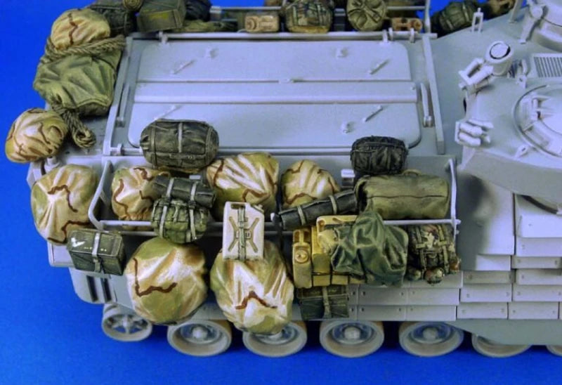 AAVP7A1 Amphibious Armored Vehicle Stowage Set 1/35 Resin Kit - 1/35 resin model view 2