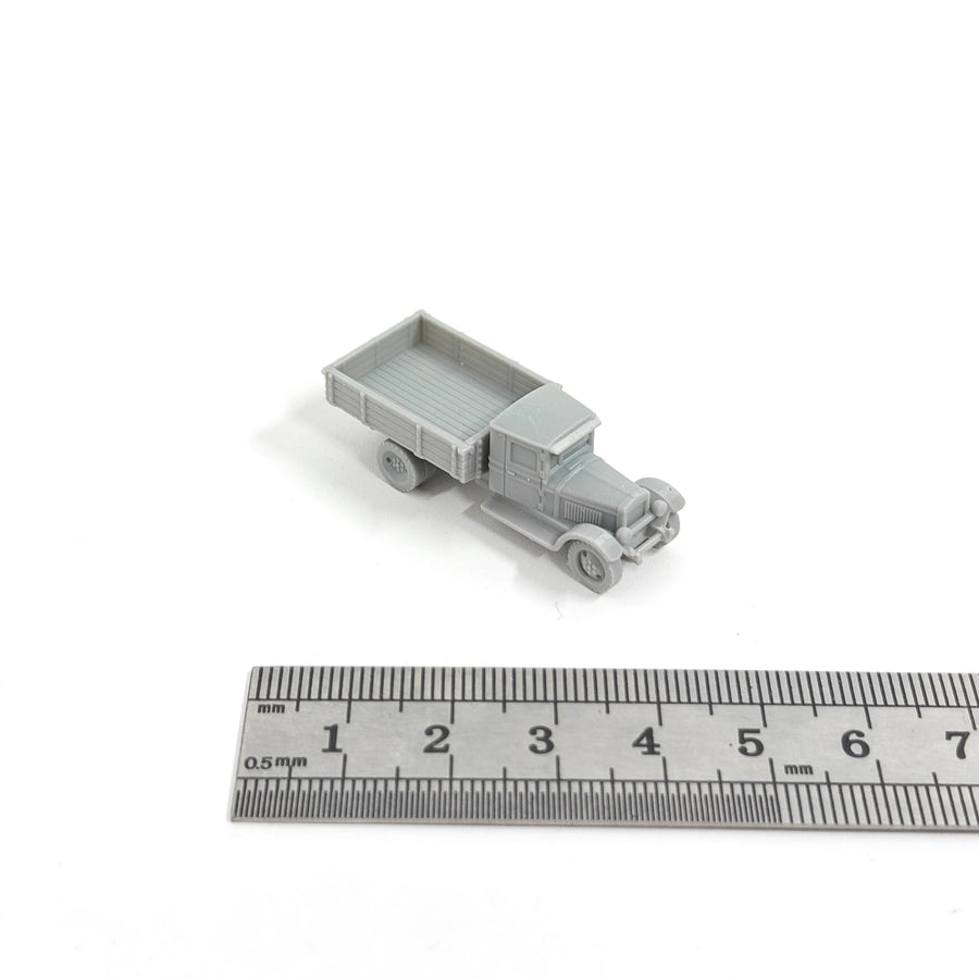 Soviet ZiS-5 Cargo Truck 1/144 Scale Resin Model Kit - 1/144 resin model view 2