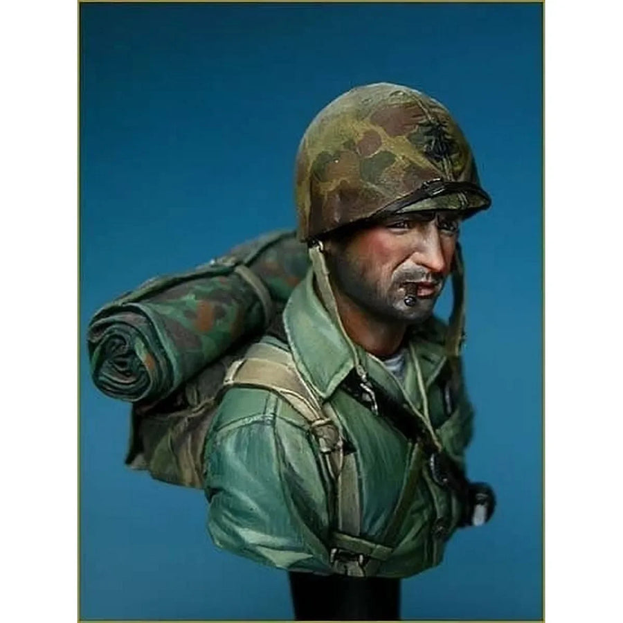 WWII US Marine Corps Officer 1/10 Scale Resin Bust - 1/10 resin model view 3