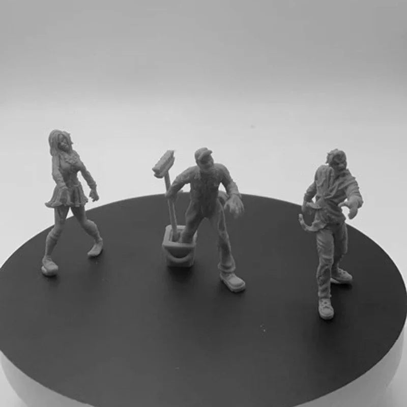 Vault Zombie Pack #4 - 1/35 Resin Figure Kit (4 Figures) - 1/35 resin model view 2