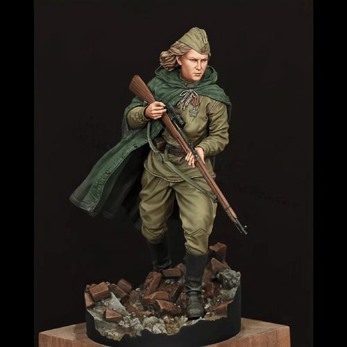 Soviet Female Sniper Captain 1/16 Resin Figure Kit