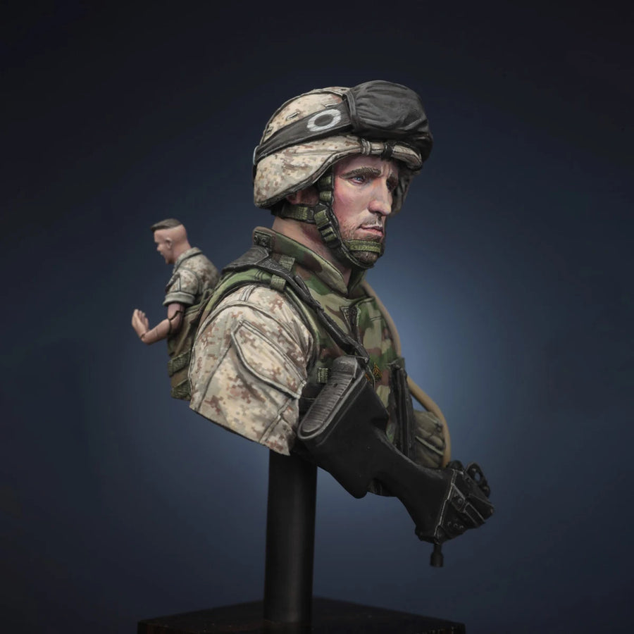 Modern Combat Soldier Resin Bust 1/10 Scale Figure Kit - 1/10 resin model view 5
