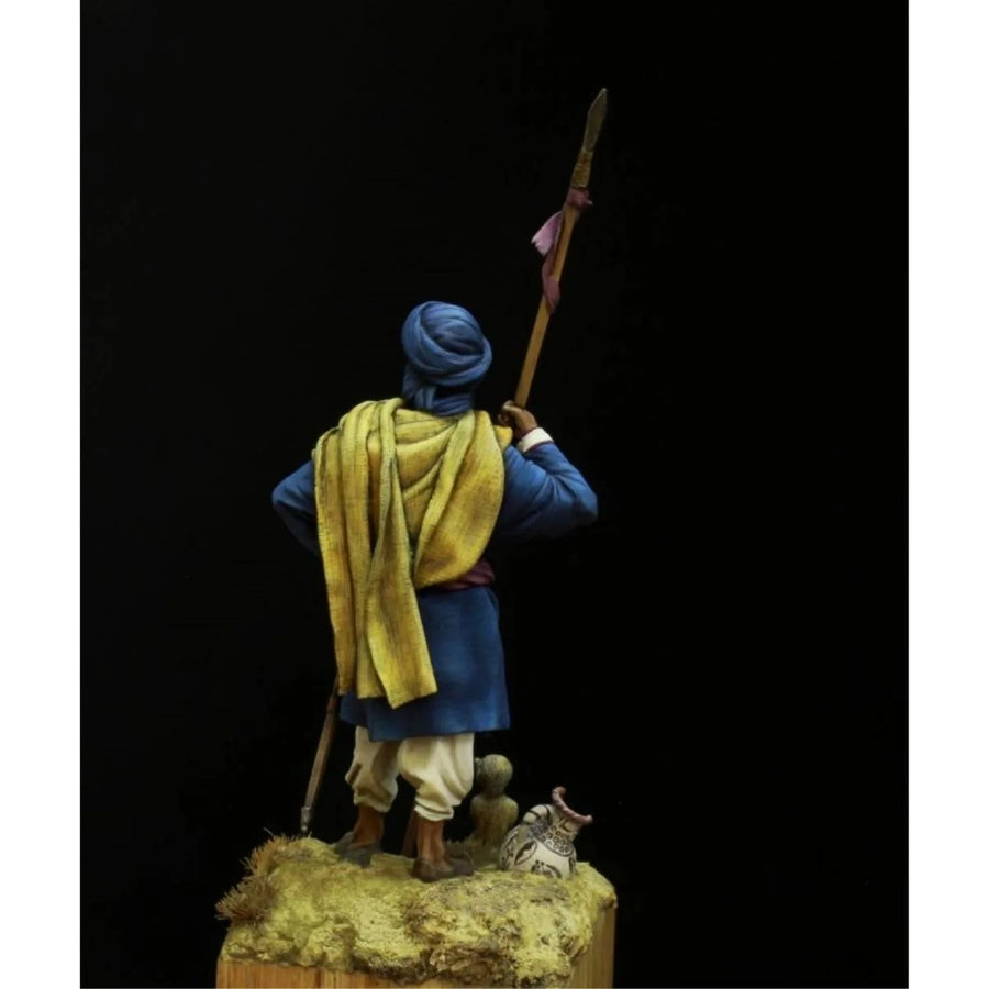 Ancient Nubian Warrior with Spear 1/24 Resin Figure - 1/24 resin model view 2