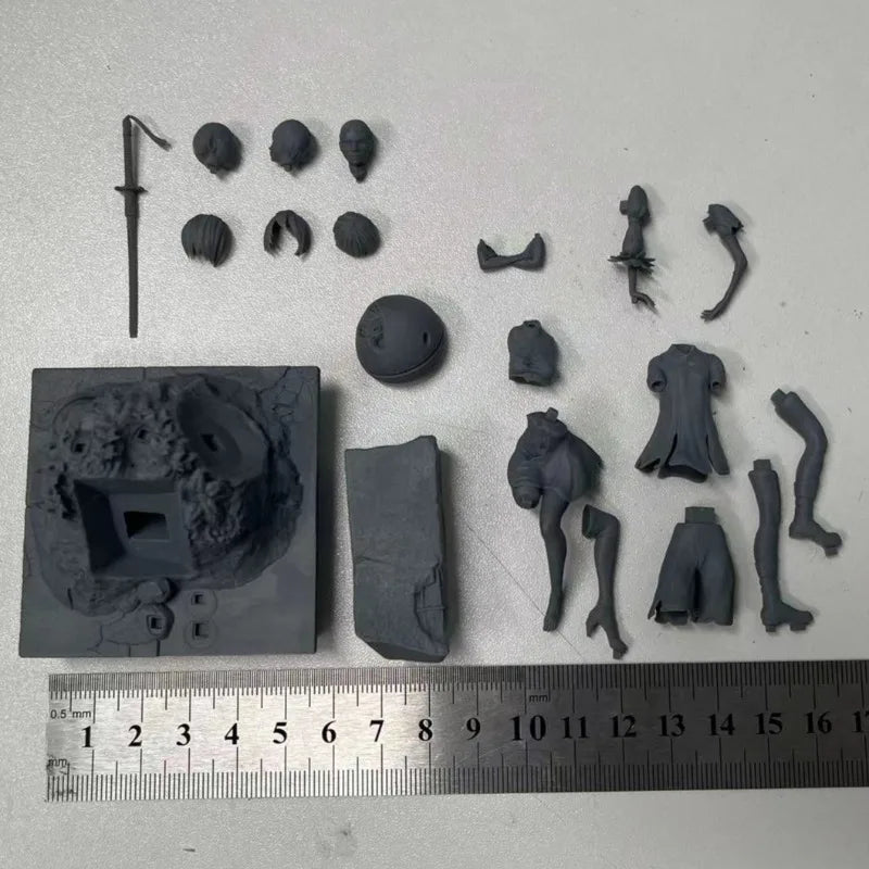 Post-Apocalyptic Female Warrior with Raven 1/24 Resin Figure Kit - 1/24 resin model view 4
