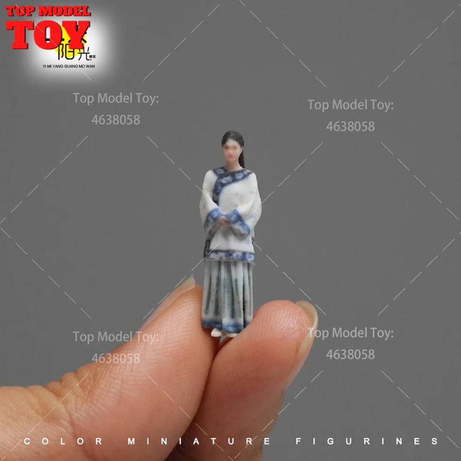 Republican Era Chinese Woman Traditional Dress 1/64 Resin Figure - 1/64 resin model view 5