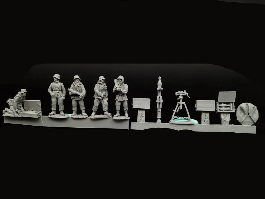 WWII Winter Mortar Team 4-Figure Set 1/72 Resin Kit - 1/72 resin model view 3