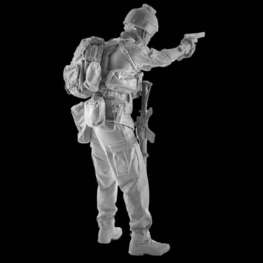 Modern US Special Forces Operator with Interchangeable Arms 1/16 Resin Figure Kit - resin model view 3
