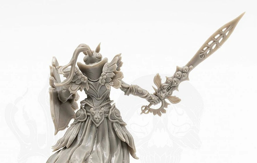 Kingdom Death Lonely Tree Swordswoman Resin Figure Kit - resin model view 5