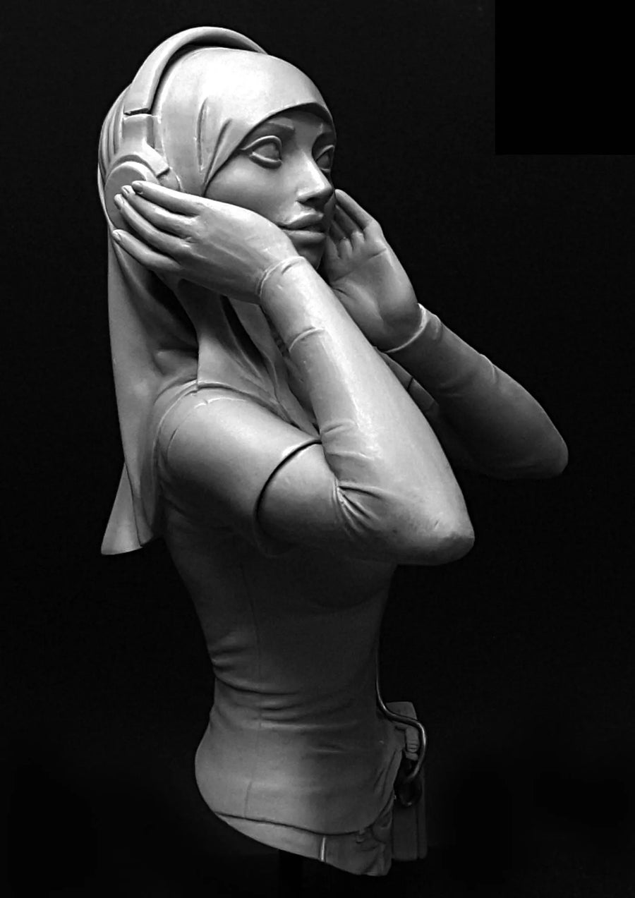 Hijab Girl with Headphones 108mm Resin Bust - 108mm resin model view 4