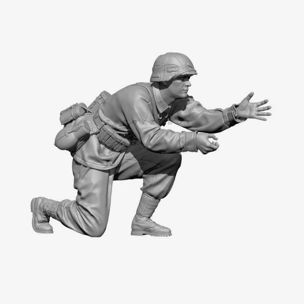 WWII Soldier Gun Crew Team 1/35 Scale Resin Figure Diorama Set - 1/35 resin model view 3