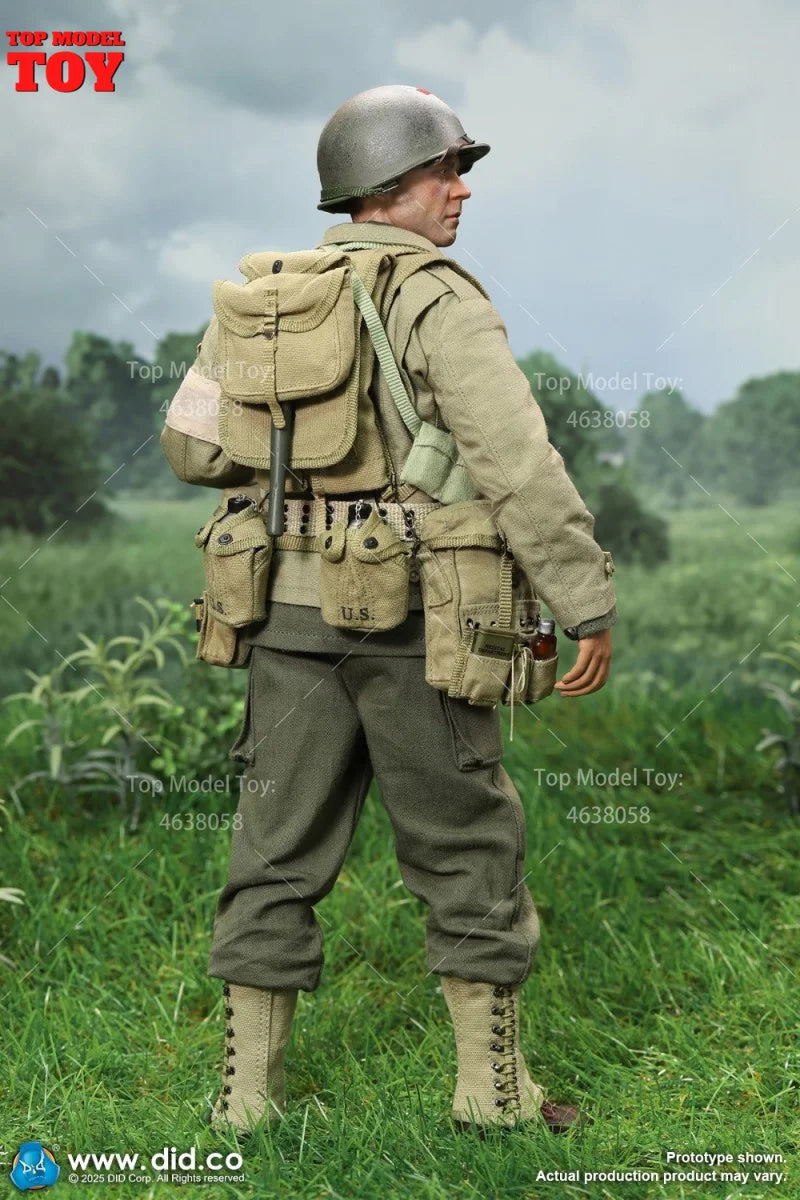WWII US Army Medic Soldier 1/6 Scale Resin Figure - 1/6 resin model view 4