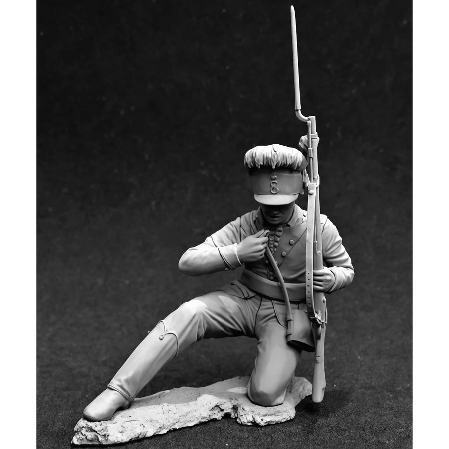 Napoleonic Russian Izmailovsky Guards Jaeger 54mm Resin Figure Kit - unpainted resin model kit