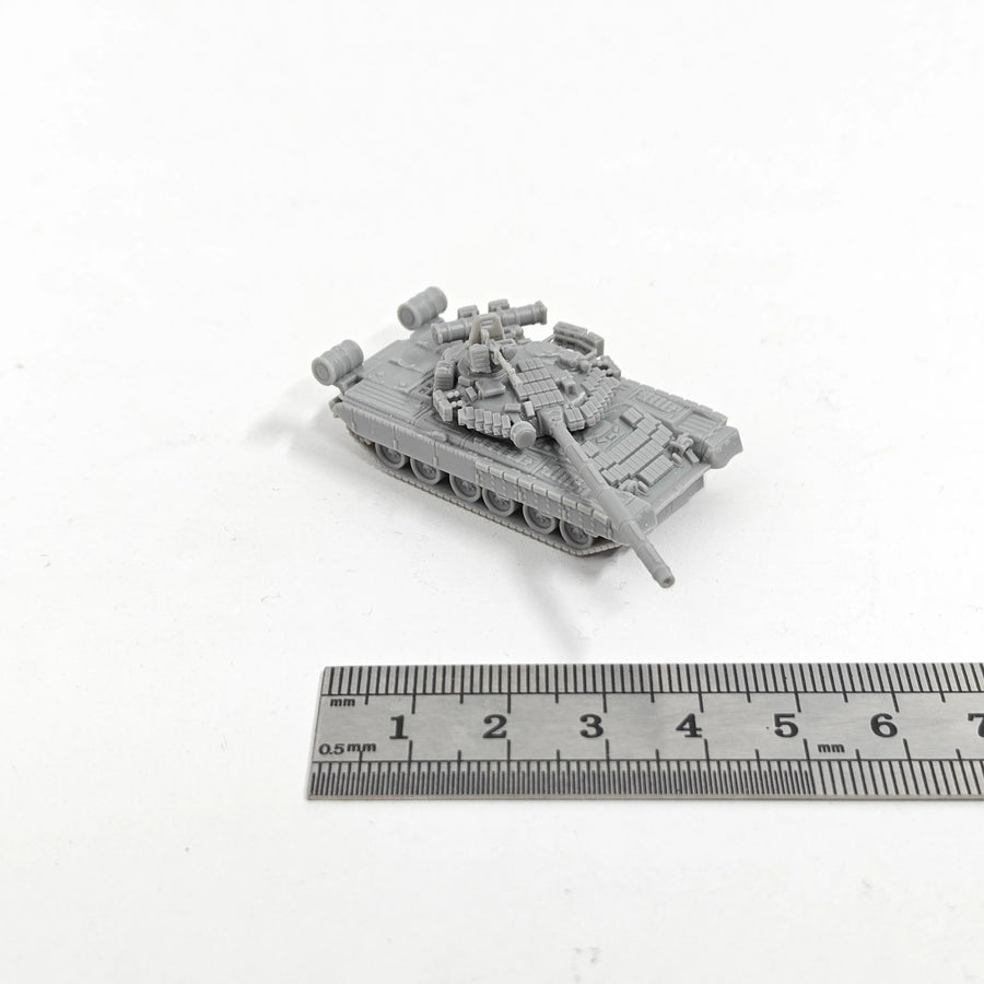 T-80BV Main Battle Tank 1/144 Scale Resin Model Kit - 1/144 resin model view 2