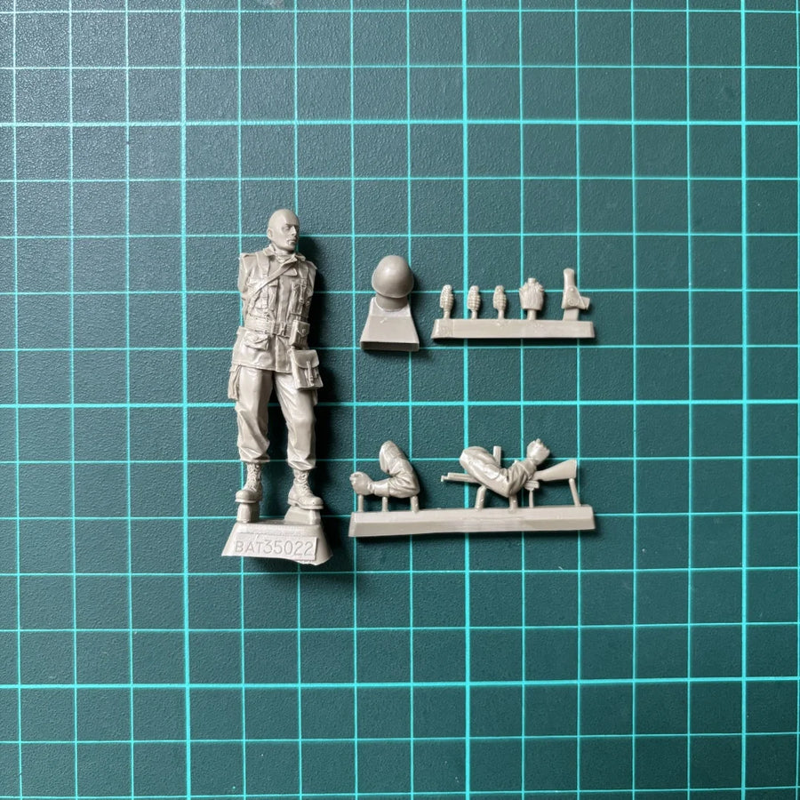WWII US Army Soldier with Thompson SMG 1/35 Resin Figure Kit - resin model view 2