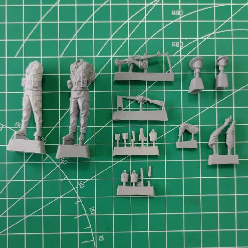 Modern Military Soldiers 2-Figure Set 1/35 Resin Kit - 1/35 resin model view 2