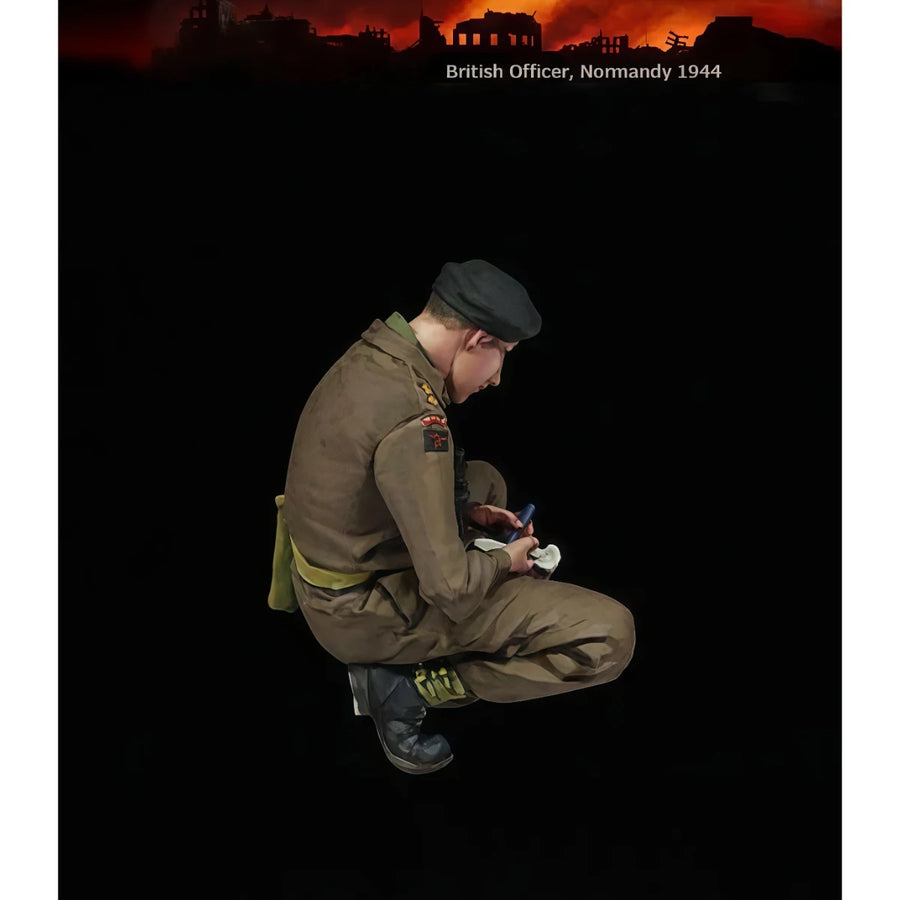 British Officer Normandy 1944 1/35 Resin Figure Kit - 1/35 resin model view 3
