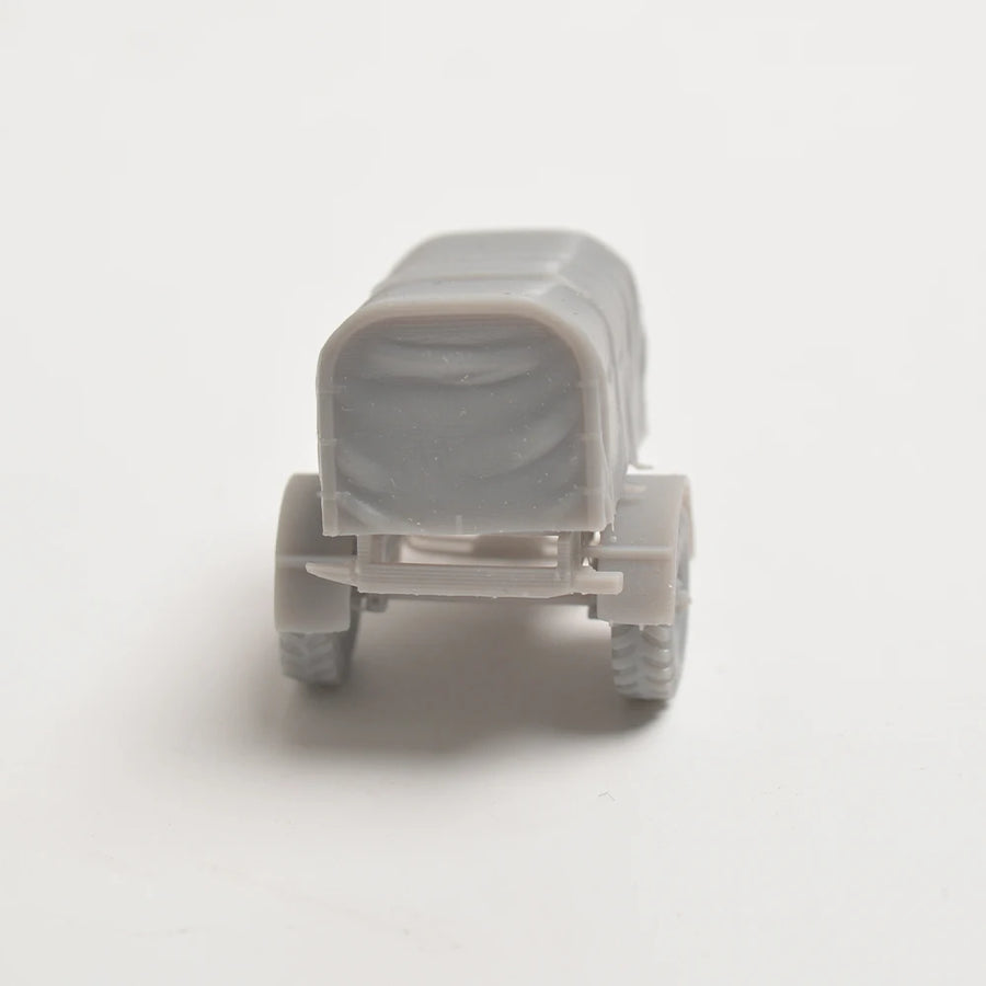 Farm Water Tanker Trailer 1/87 Resin Model Kit - 1/87 resin model view 2