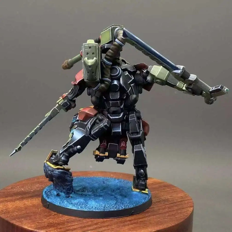 Sci-Fi Mecha Bipedal Combat Battlesuit with Ranged and Melee Weapons 28mm Resin Model Kit - resin model view 2
