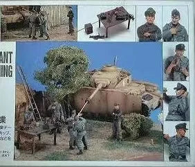 WWII Soldier Barrel Cleaning 5-Figure Diorama Set 1/35 Resin Kit - 1/35 resin model view 2
