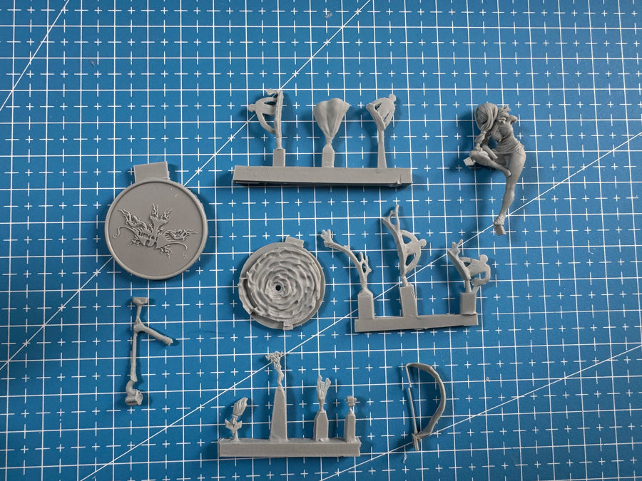 Female Wizard with Staff 40mm Resin Figure Kit - 40mm resin model view 2