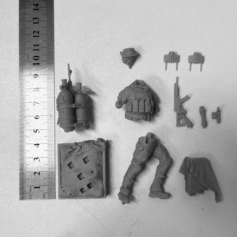 Modern British SAS Special Forces Operator 1/24 Resin Figure Kit - resin model view 4