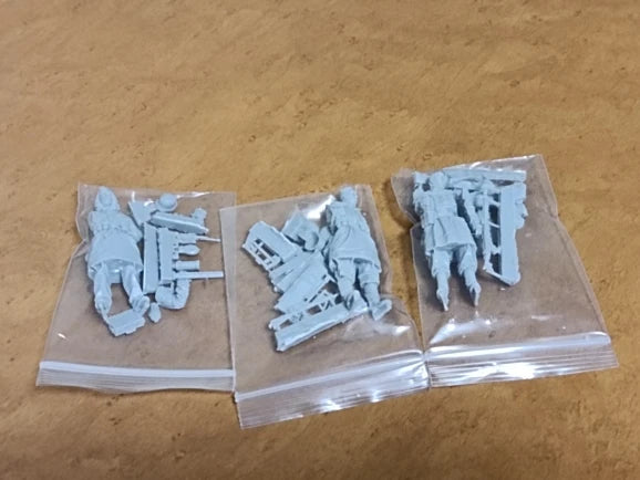 SS Grenadiers Machine Gun Team 1/35 Resin Figure Set - 1/35 resin model view 7