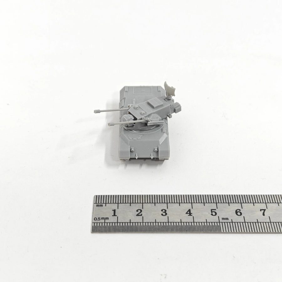 Flakpanzer Gepard Self-Propelled Anti-Aircraft Gun 1/144 Resin Kit - 1/144 resin model view 3