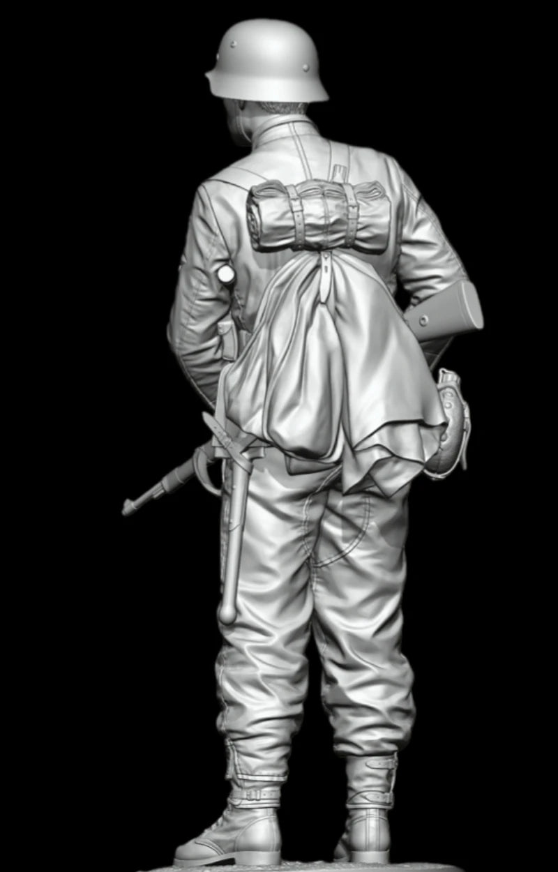 WWII German Panzergrenadier with MP40 1/10 Scale Resin Figure Kit - 1/10 resin model view 3