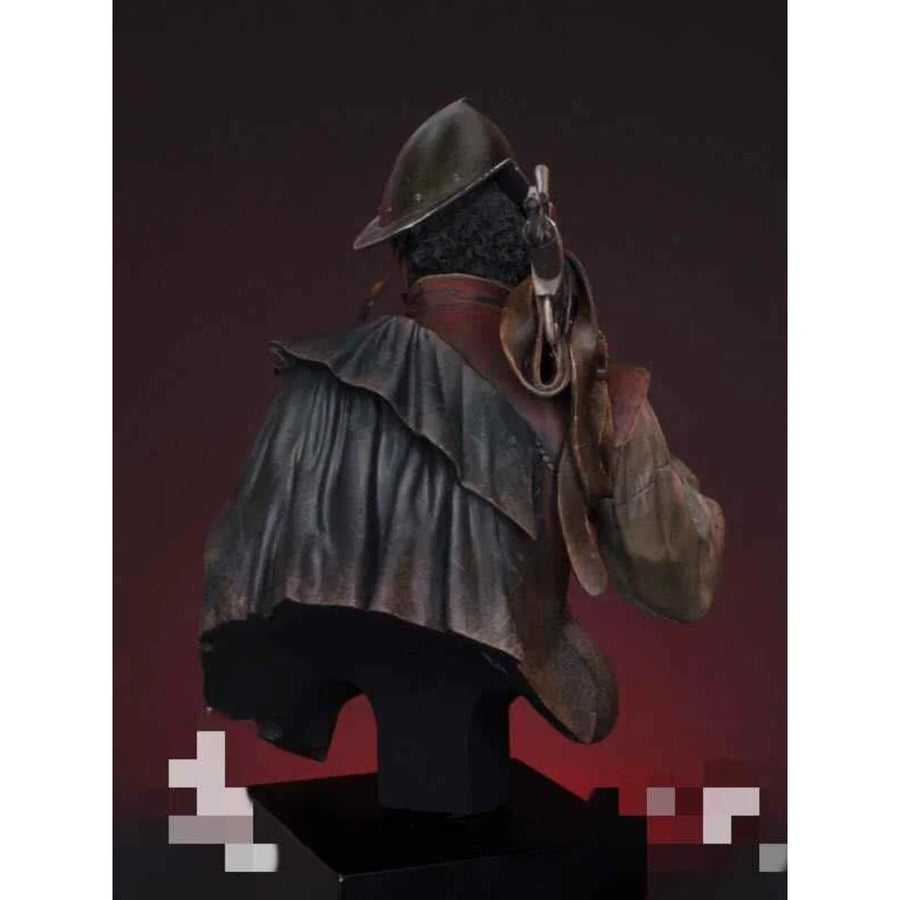 Spanish Conquistador with Axe 1/12 Scale Resin Bust Figure - 1/12 resin model view 4