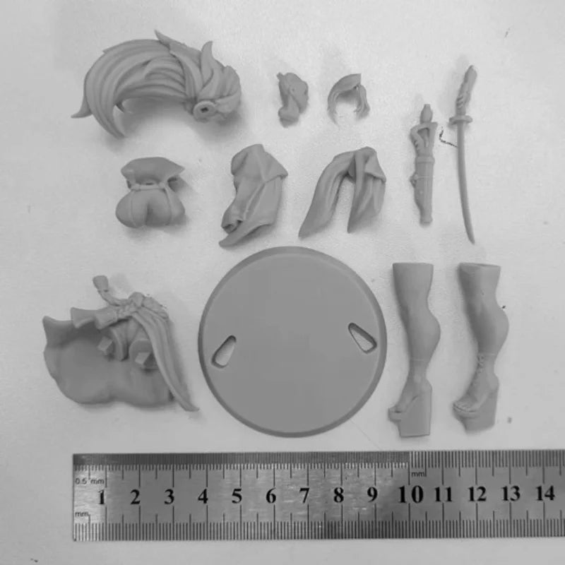 Female Samurai Baiken with Katana 1/24 Resin Figure Kit - 1/24 resin model view 6