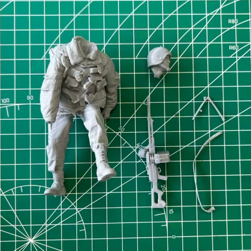 Modern Russian Light Machine Gunner with PKM 1/16 Resin Figure Kit - resin model view 5