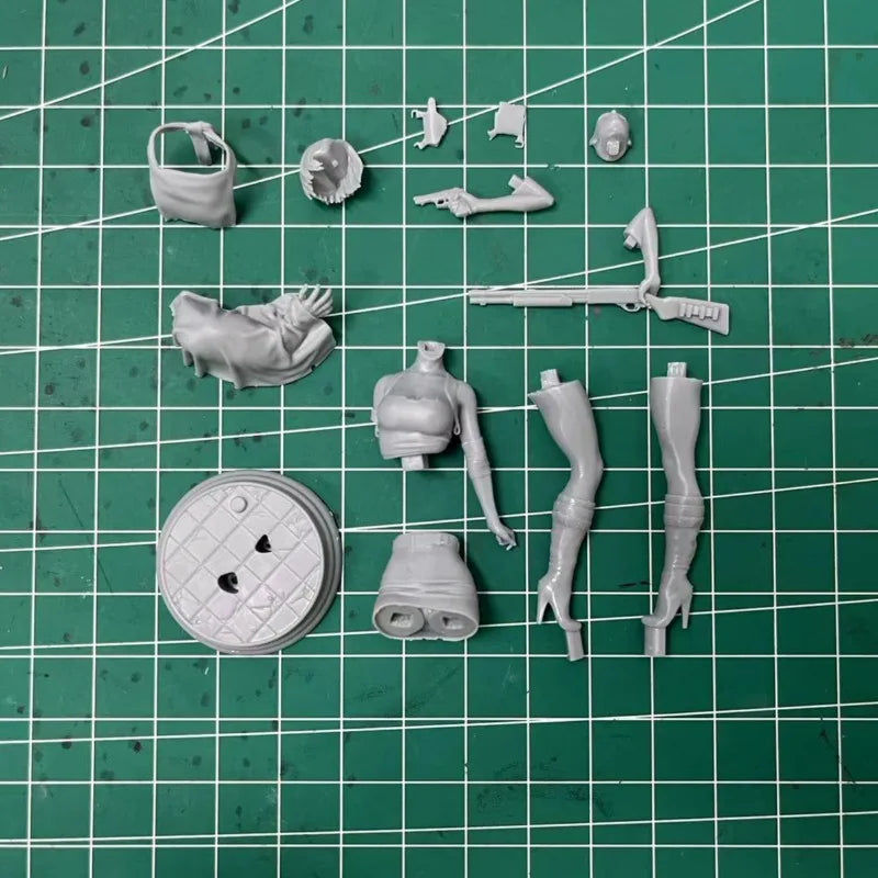 Female Commando with Rocket Launcher 1/24 Resin Figure Kit - 1/24 resin model view 5