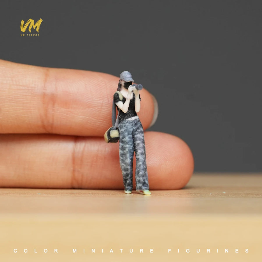 Female Photographer with Camera 1/64 Resin Figure - 1/64 resin model view 2