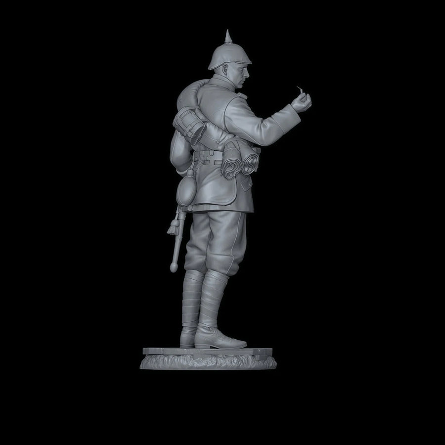 German Enlisted Infantryman WWI 54mm Resin Figure Kit - 54mm resin model view 5