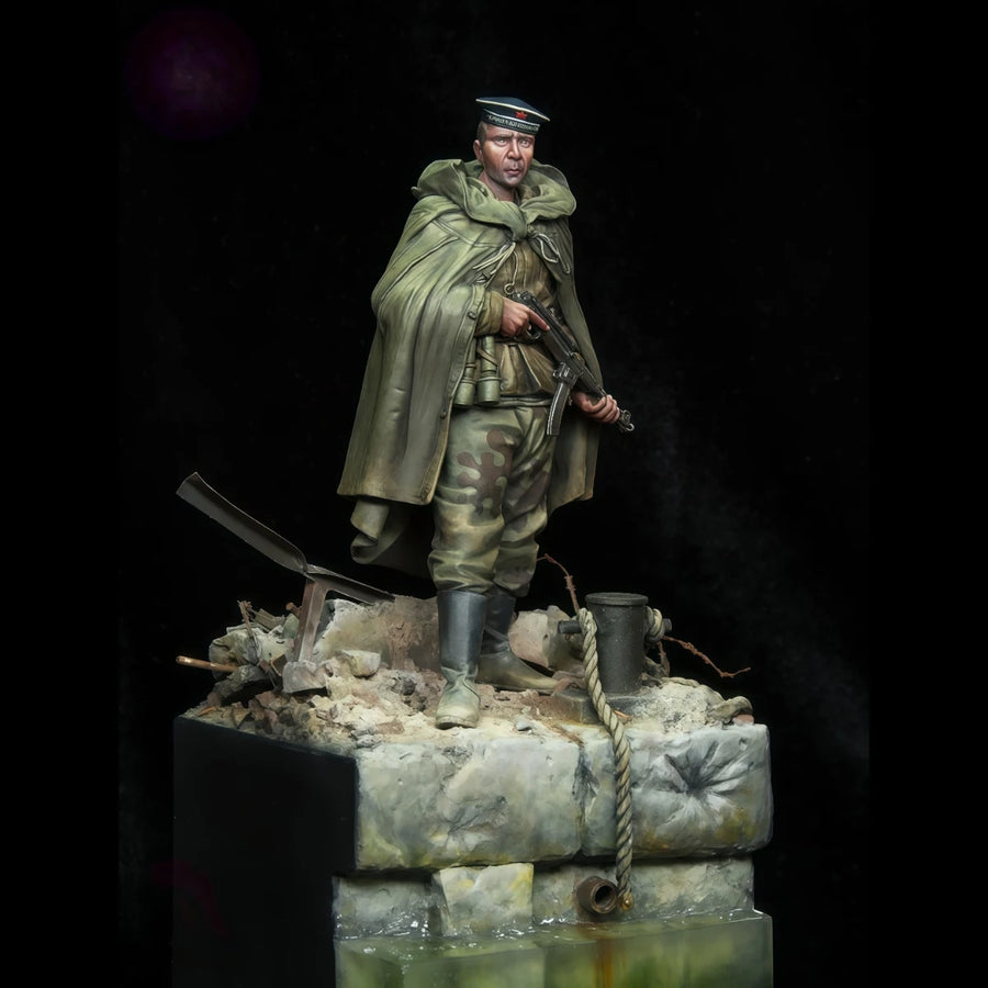 Soviet Marine Corps Soldier with Rifle 75mm Resin Figure Kit - 75mm resin model view 3