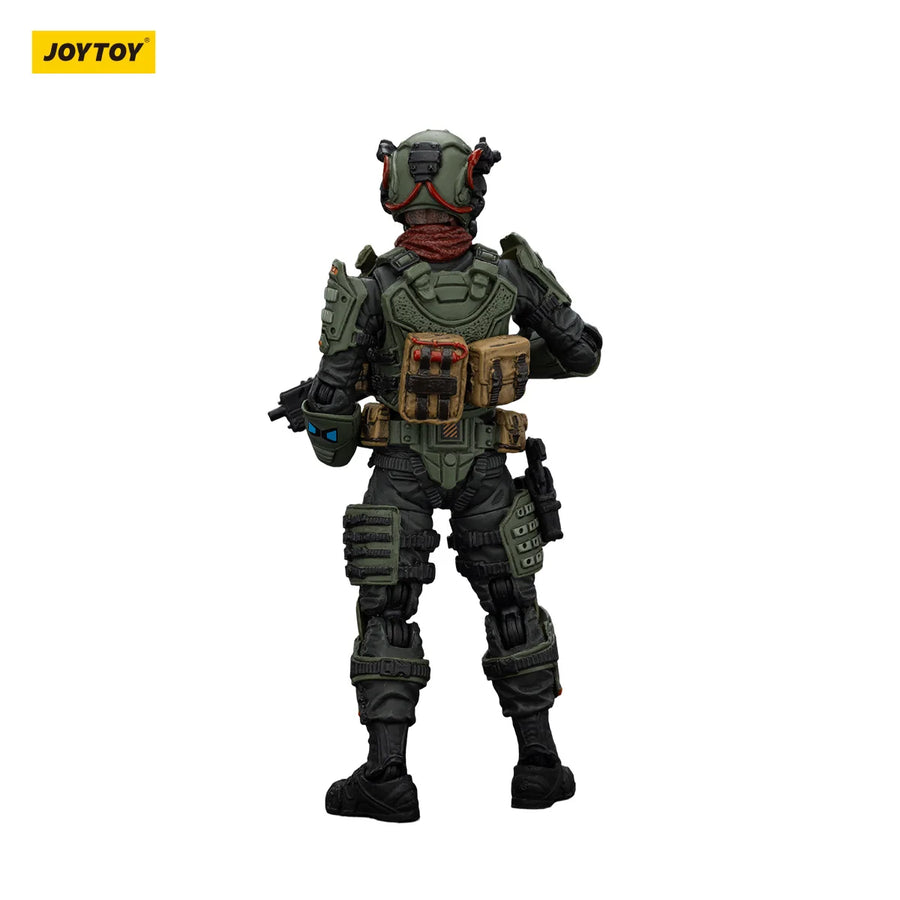 Sci-Fi Tactical Operator Yellow Exo Armor Dual Rifles 1/24 Resin Figure Kit - resin model view 4