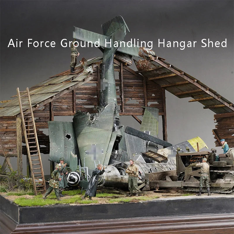 Military Aircraft Warehouse Diorama 1/35 Resin Model Kit - 1/35 resin model view 5