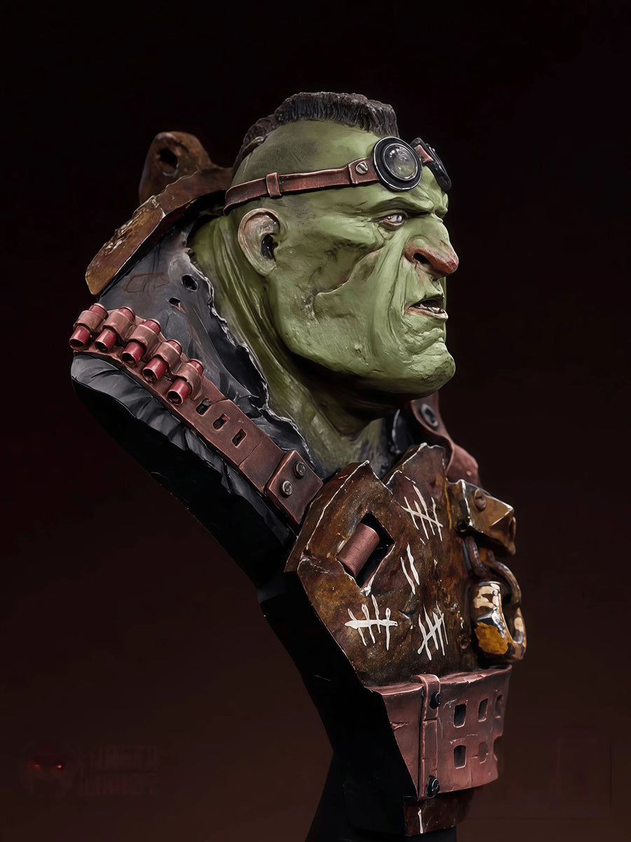 Steampunk Goblin Engineer 1/16 Resin Bust - 1/16 resin model view 2