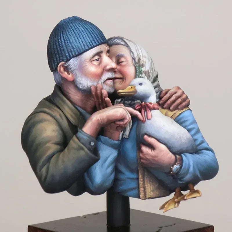 Old Man with Duck 1/12 Scale Resin Bust Figure - 1/12 resin model view 3